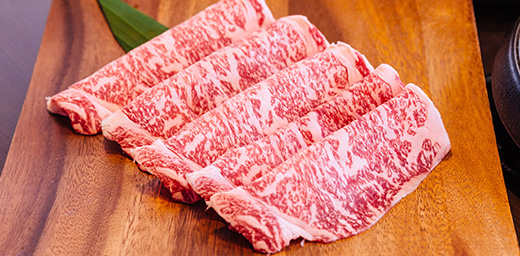 お肉