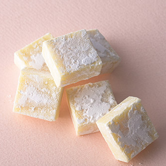 ヨーグルト フォーシーズンズ ヨーグルト生チョコレート ホワイト（9個入）