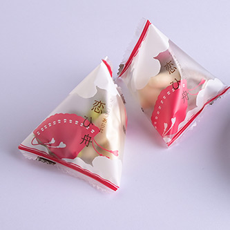 【宇治式部郷】ショコラあられ 恋ひ舟 キューブ