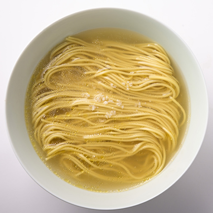 オリーブ澄み塩スープ