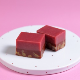 【松江　風流堂】ラズベリーチョコナッツ羊羹　ハーフ