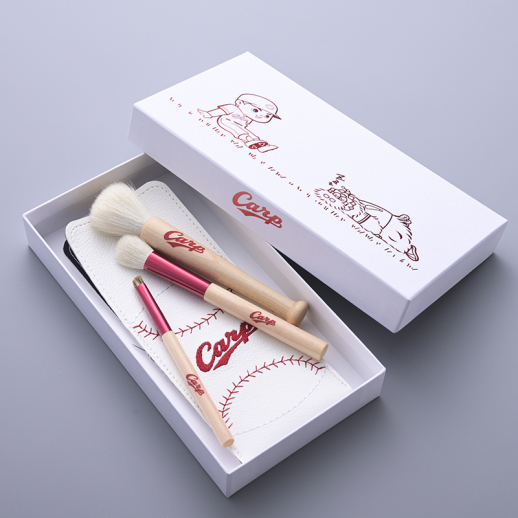 タウハウス】Carp メイクブラシ3本＆ケースセット - 福屋オンラインストア