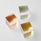 【歴清社】箔のキューブ