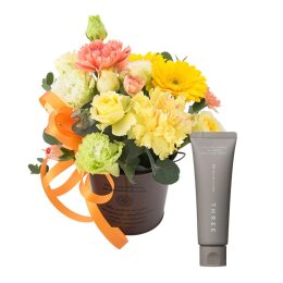 【madame tete】フラワーアレンジメント A・【THREE】エッセンシャルセンツ トリートメント ハンド＆ネイル クリーム（00 WRITTEN IN STONE）セット